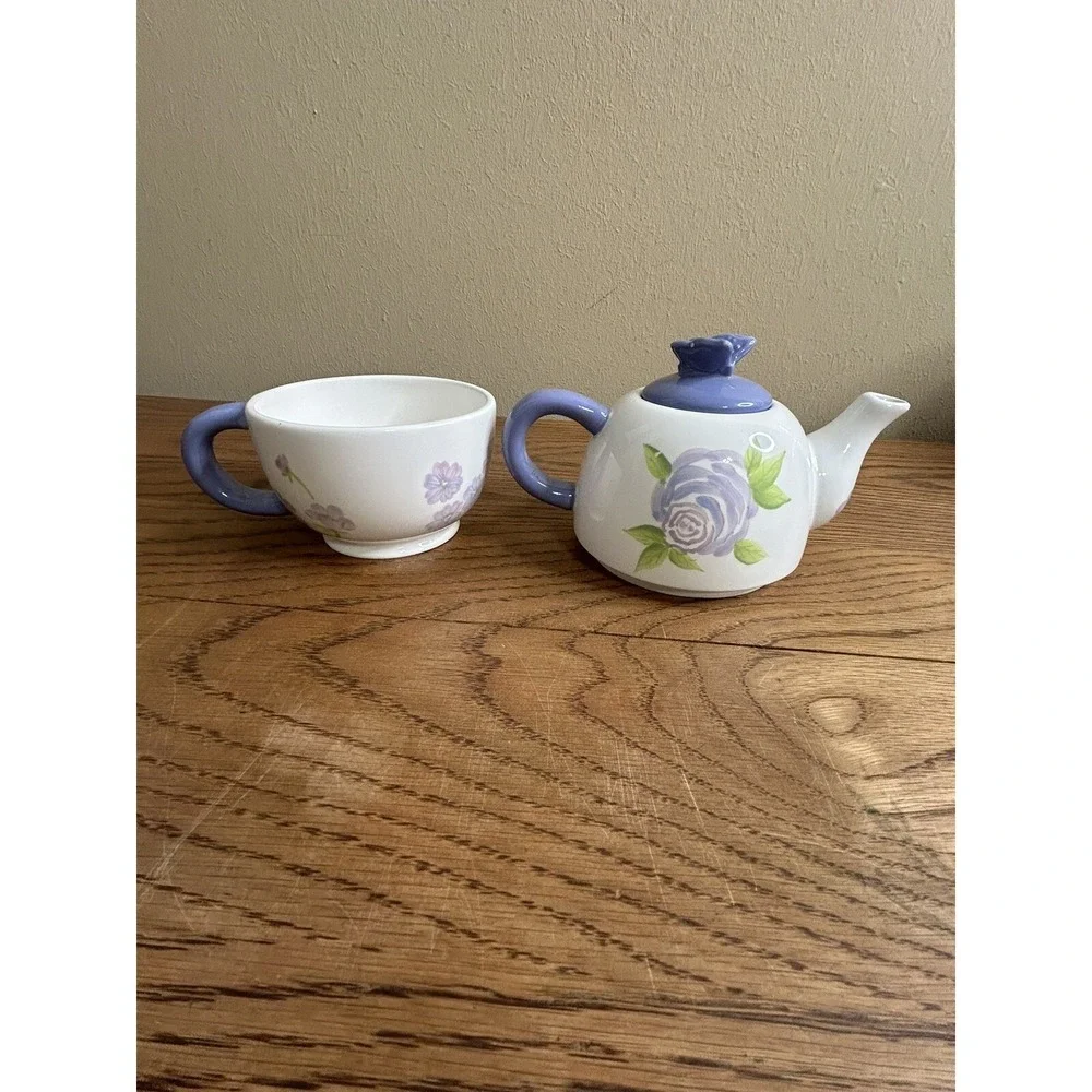 Hallmark Stacking Teapot & Cup White with‎ Purple Flowers & Butterfly Tea Lid